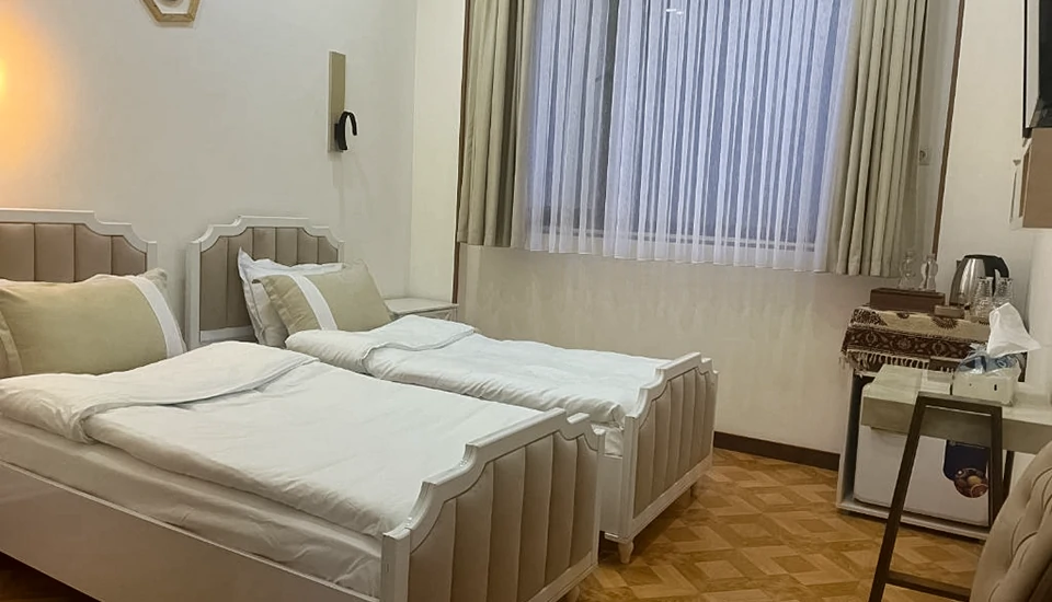 هتل لوکسین تفلیس